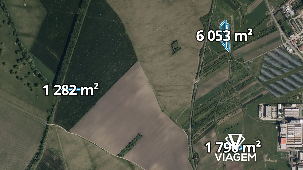 Prodej podílu 1/2 pole 1948 m²